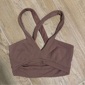 Alo yoga sports bra